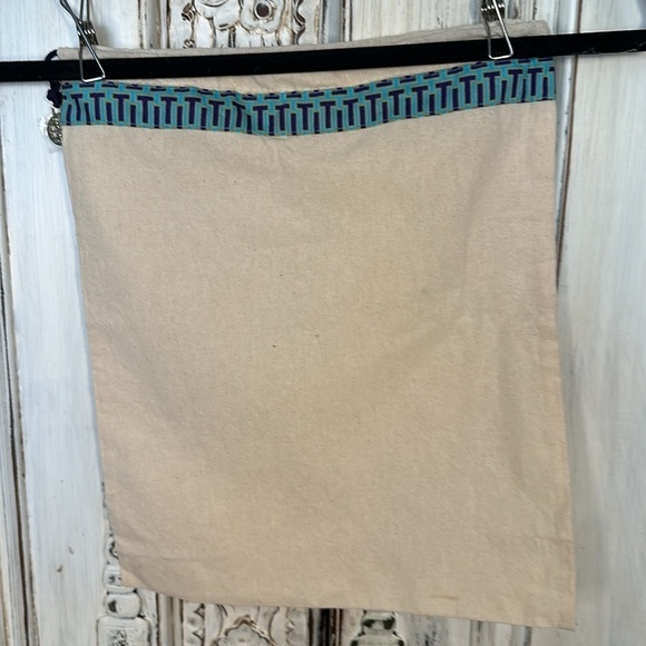 Tory Burch Muslin NWOT Dust Bag with Logo Trim and Silver Charm - Picture 3 of 4